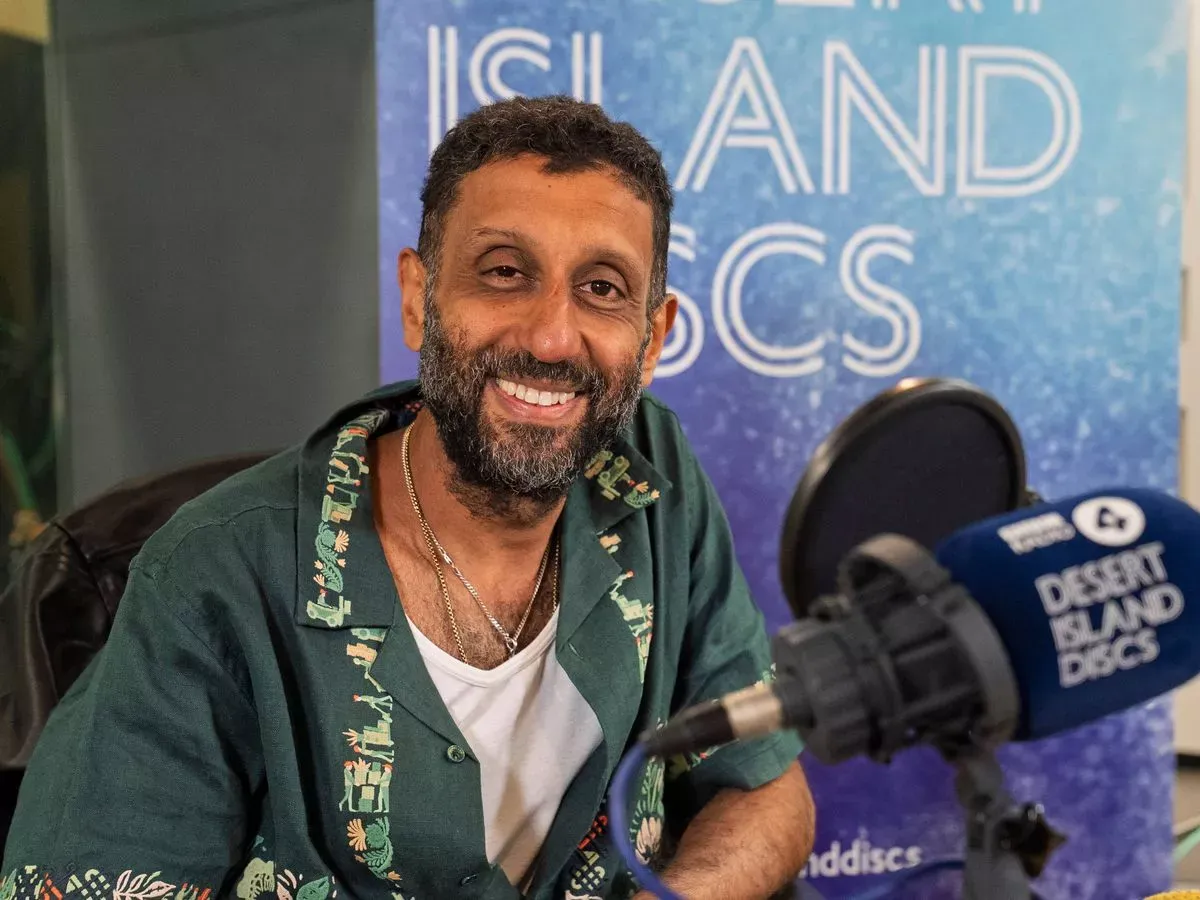 British Actor Adeel Akhtar Describes 2002 Detention by US Airport Security